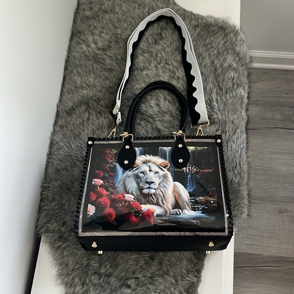 *SOLD* CHiP Bags modern style black white blue leopard lion roses tote purse - Picture 11 of 15